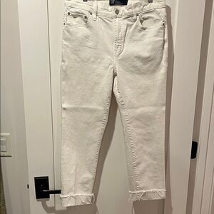 GAP Women's White Cropped Pants